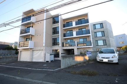 北海道札幌市豊平区月寒西二条９丁目 賃貸マンション