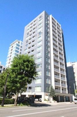 北海道札幌市中央区北二条西１０丁目 15階建 築17年9ヶ月