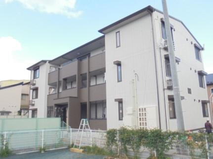 Ｄーｒｏｏｍ売市右水門下 3階建