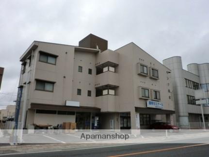 サンク開成． 3階建