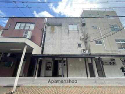 大地ビル 3階建