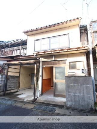 高岡市駅南二丁目３−２２戸建 2階建