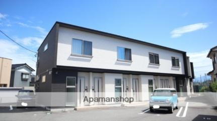 富山県富山市婦中町下轡田 2階建