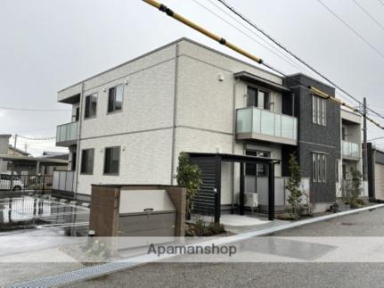 富山県富山市大泉 2階建 築1年未満