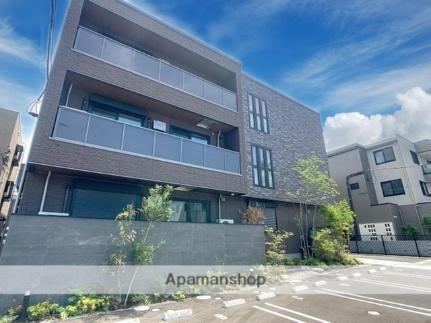 石川県金沢市泉が丘１丁目 3階建 