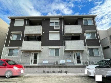 愛知県名古屋市名東区社台１丁目 築11年4ヶ月 3階建