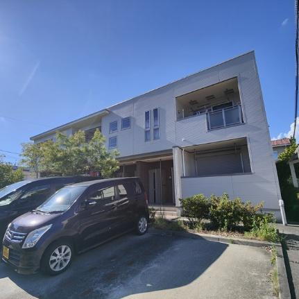 愛知県名古屋市名東区引山４丁目 築18年6ヶ月 2階建