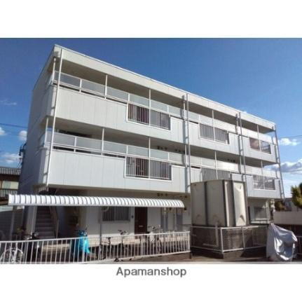 ハイツ西山東 3階建