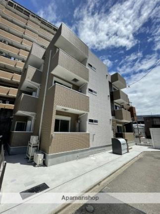 愛知県名古屋市北区新堀町 3階建