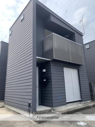 愛知県丹羽郡大口町中小口１丁目 2階建
