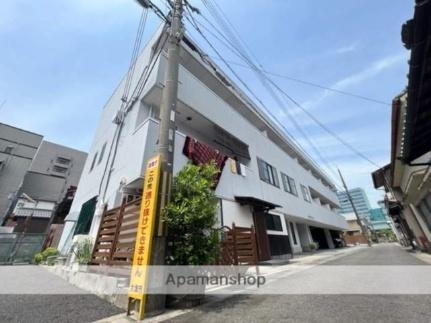 滋賀県大津市浜町 3階建