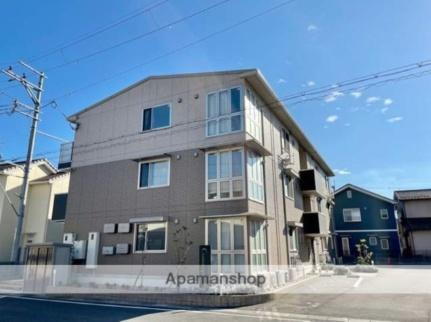 滋賀県大津市あかね町 3階建