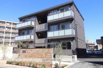 滋賀県野洲市市三宅 築1年2ヶ月 3階建