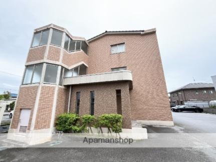 ノーブルコート長浜 3階建