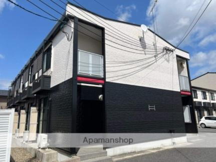 滋賀県東近江市聖徳町 2階建