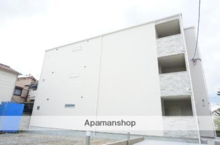 大阪府寝屋川市大利元町 築6年 3階建