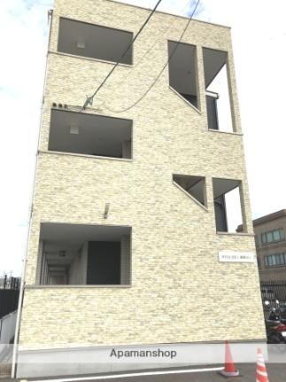 大阪府枚方市磯島北町 3階建