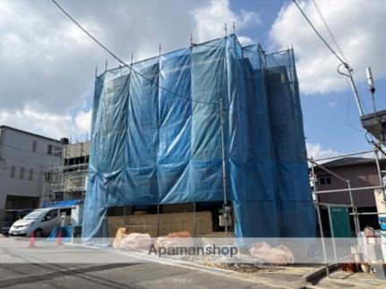 大阪府茨木市豊川４丁目 3階建 