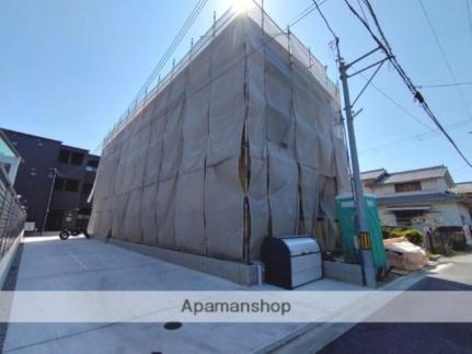 大阪府東大阪市角田３丁目 3階建