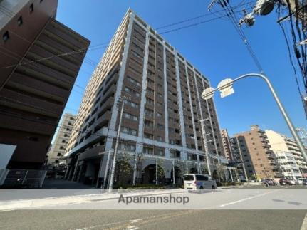 大阪府大阪市北区中崎３丁目 15階建