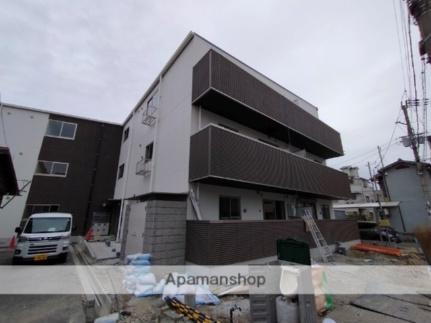 大阪府大阪市城東区中浜３丁目 3階建 