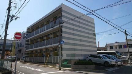 レオパレス西本町 3階建