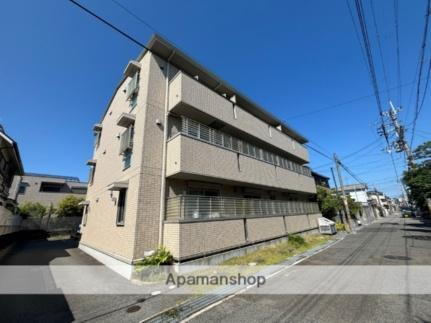 兵庫県西宮市甲子園一番町 築15年4ヶ月 3階建