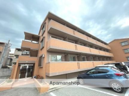 兵庫県西宮市櫨塚町 築30年10ヶ月 3階建