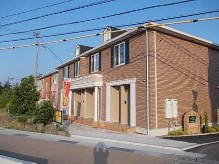 ヴィラ　ピース　Ａ 2階建
