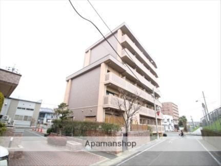 岡山県岡山市北区南方４丁目 6階建