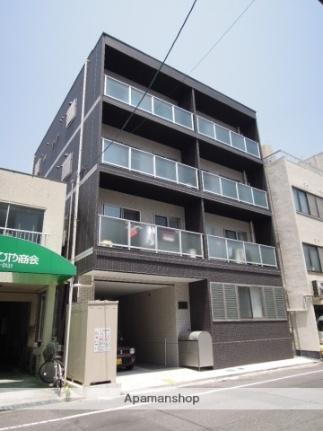 岡山県岡山市北区春日町 4階建