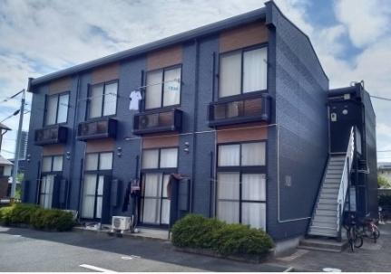 レオパレスアルブルＩ 2階建