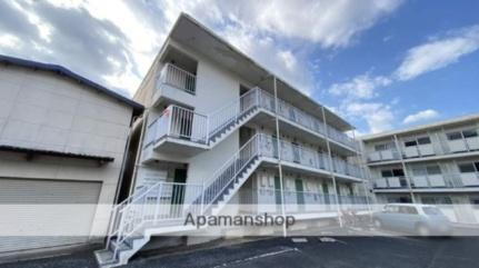 コーポ半田２ 3階建