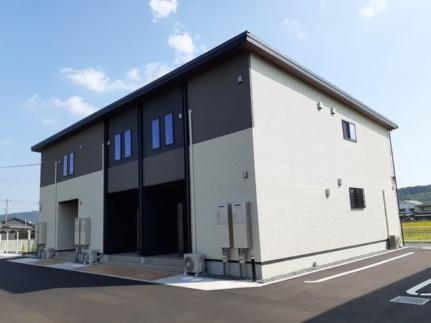 ベルシオン西江原Ｉ 2階建