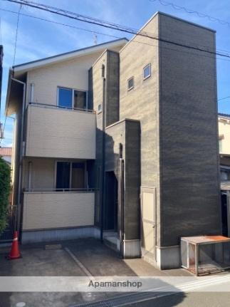 広島県福山市手城町２丁目 2階建