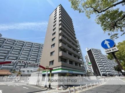 広島県広島市中区西白島町 14階建