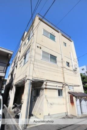 山口県岩国市麻里布町６丁目 3階建