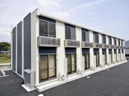 レオネクスト岩畠西 2階建