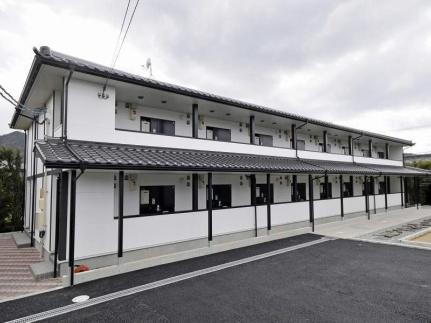 レオパレス萩 2階建