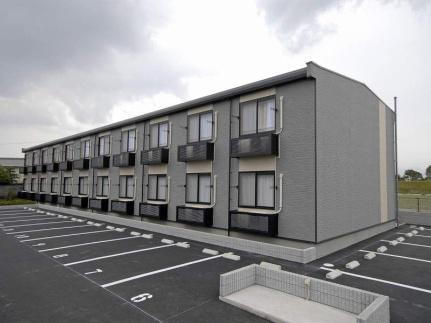 レオパレスフローリッシュ　Ｉ 2階建
