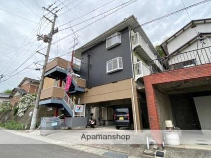 香川県高松市室新町 3階建 築33年4ヶ月