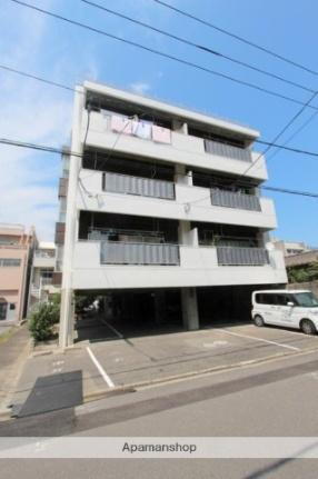 香川県高松市亀岡町 4階建