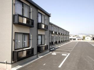 レオパレスラクティ 2階建