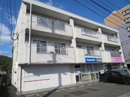 ファミーユＩ