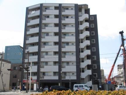 グランビルド鴨池 9階建