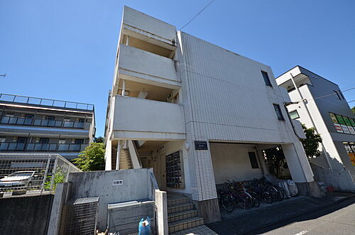 東京都八王子市別所１丁目 5階建