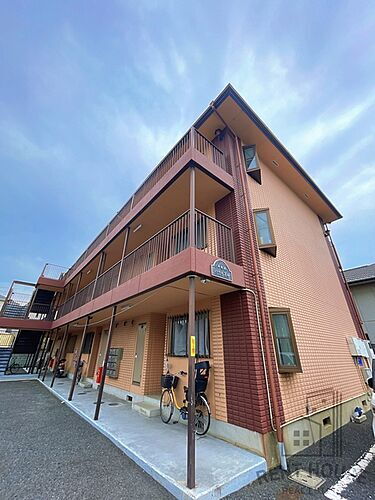 大阪府岸和田市吉井町２丁目 3階建 築31年9ヶ月