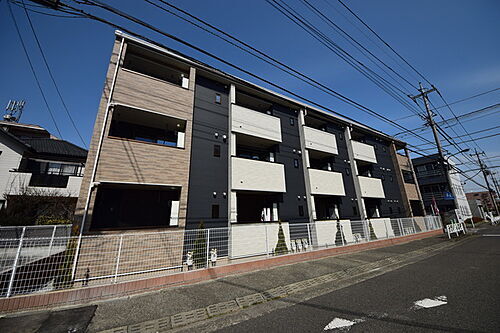 東京都八王子市下柚木２丁目 3階建