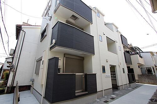 ＫＡＲＩＮ蓮宮通 3階建