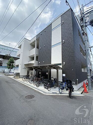 大阪府大阪市東成区東中本１丁目 3階建 築8年5ヶ月